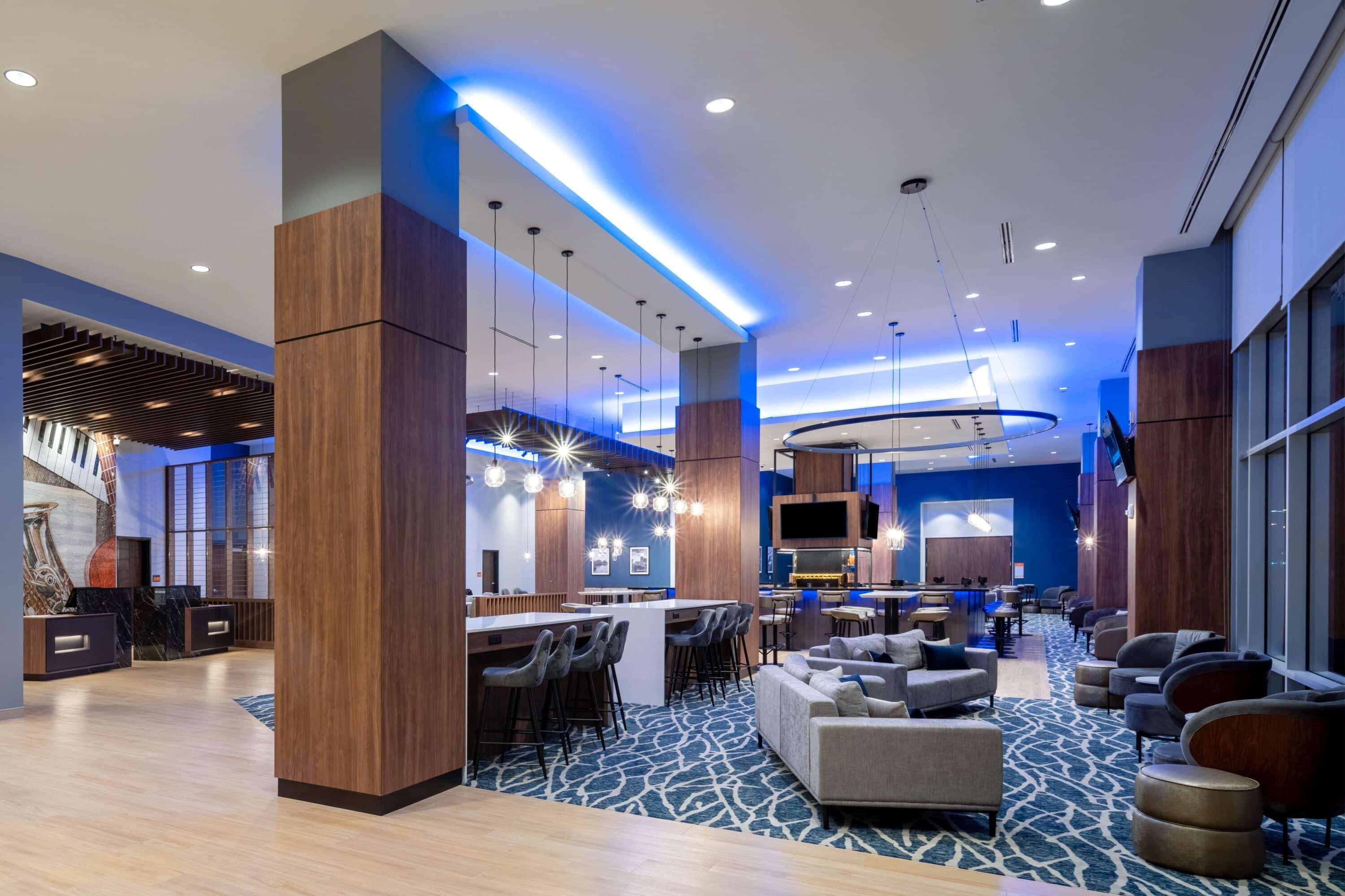 La Quinta Inn & Suites By Wyndham Nashville Downtown Stadium Екстериор снимка