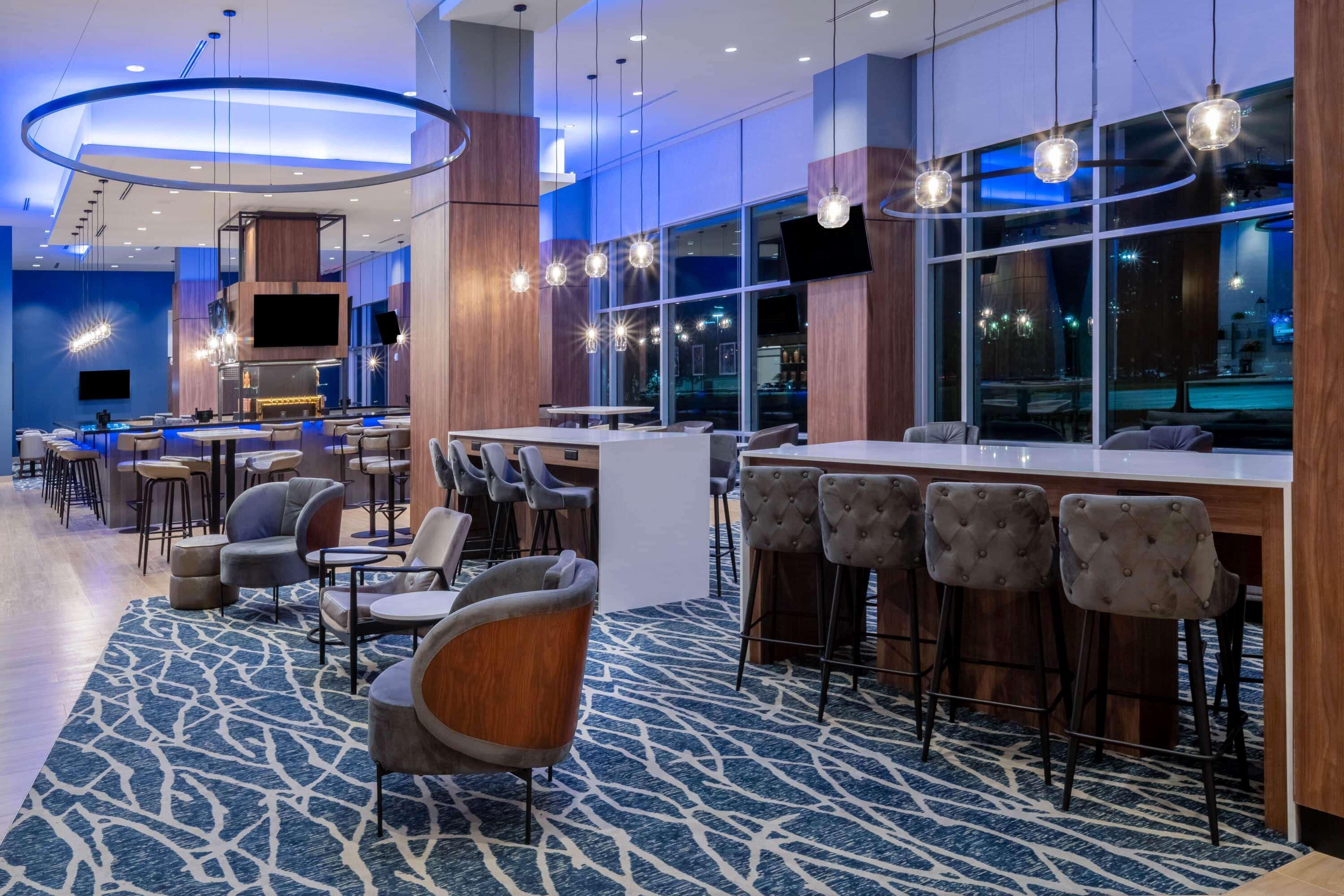 La Quinta Inn & Suites By Wyndham Nashville Downtown Stadium Екстериор снимка